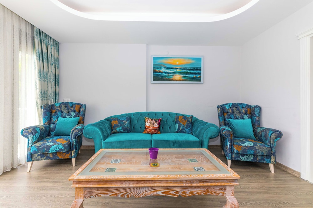 Gunes Villa 2 İcmeler