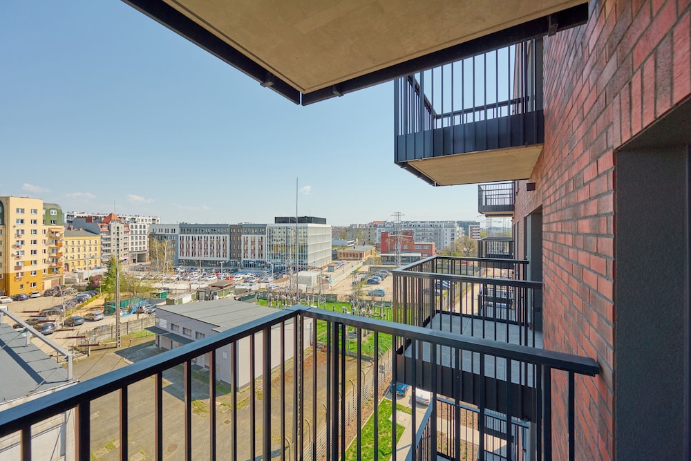 Modern Elegance Apartment by Renters view 5