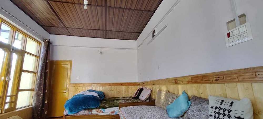 Buddha Home Stay Kaza