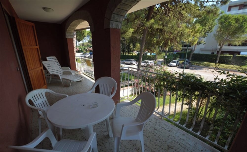 Lovely Flat With Balcony and Private Parking Space 50mt From the sea in Lignano