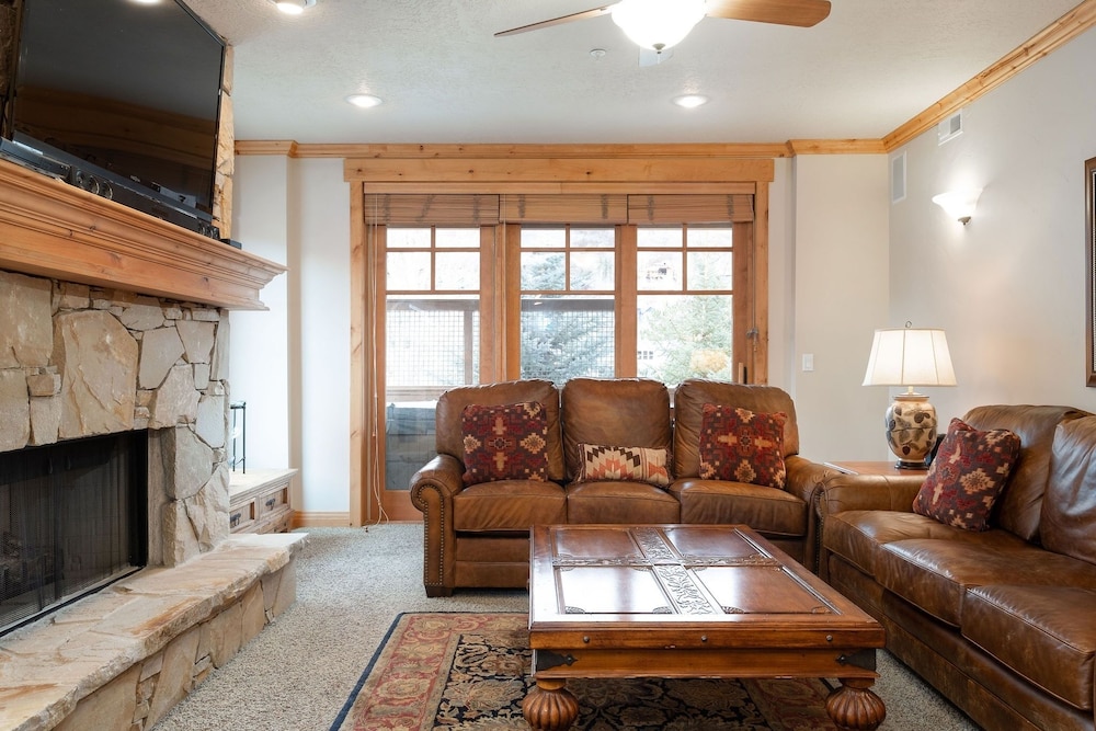 Park City Ski Resort - Town Pointe Condos