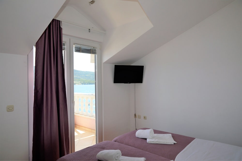 Bed & Breakfast by the Beach