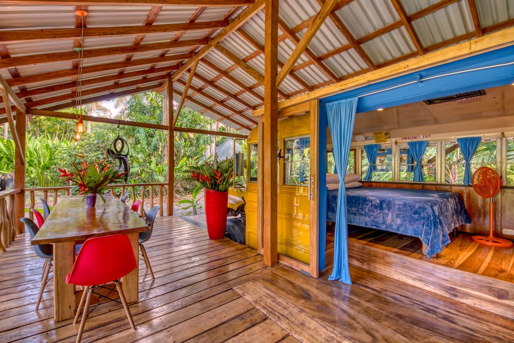 Tree House Beachfront Lodge