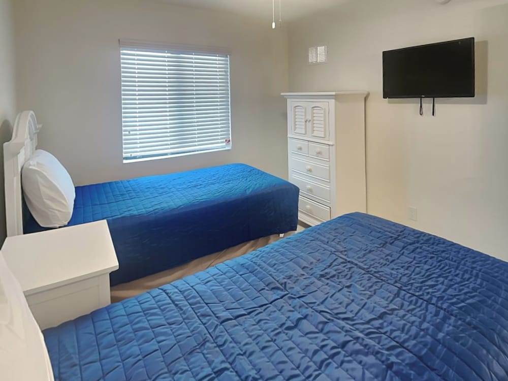 Seaside 2 by Distinctive Beach Rentals