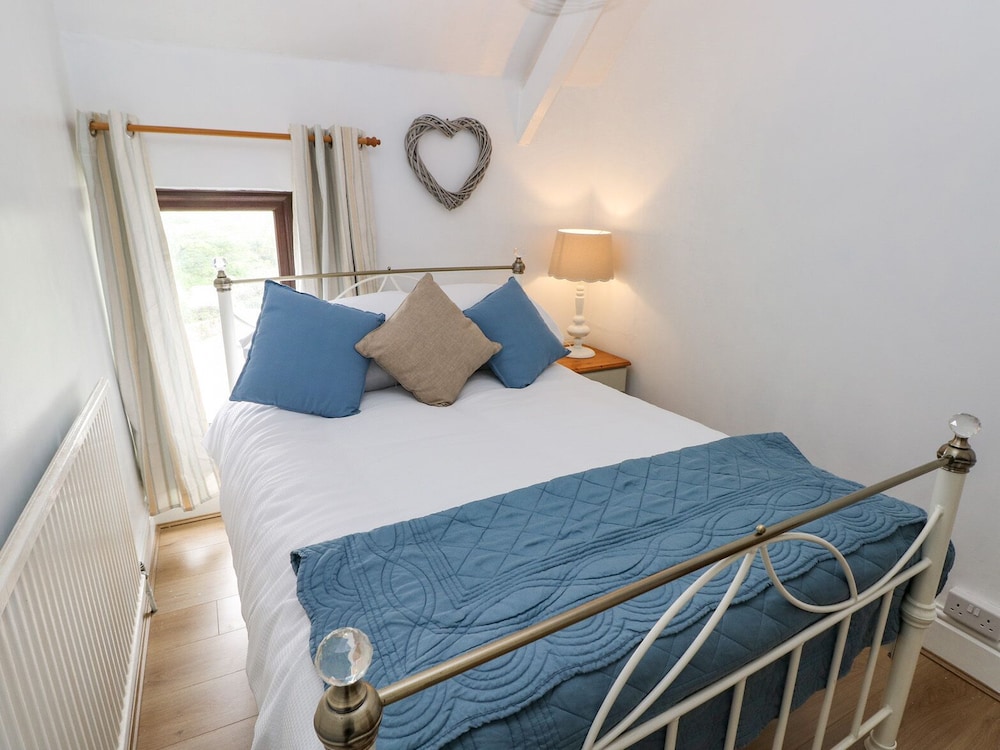 Dunnock Cottage