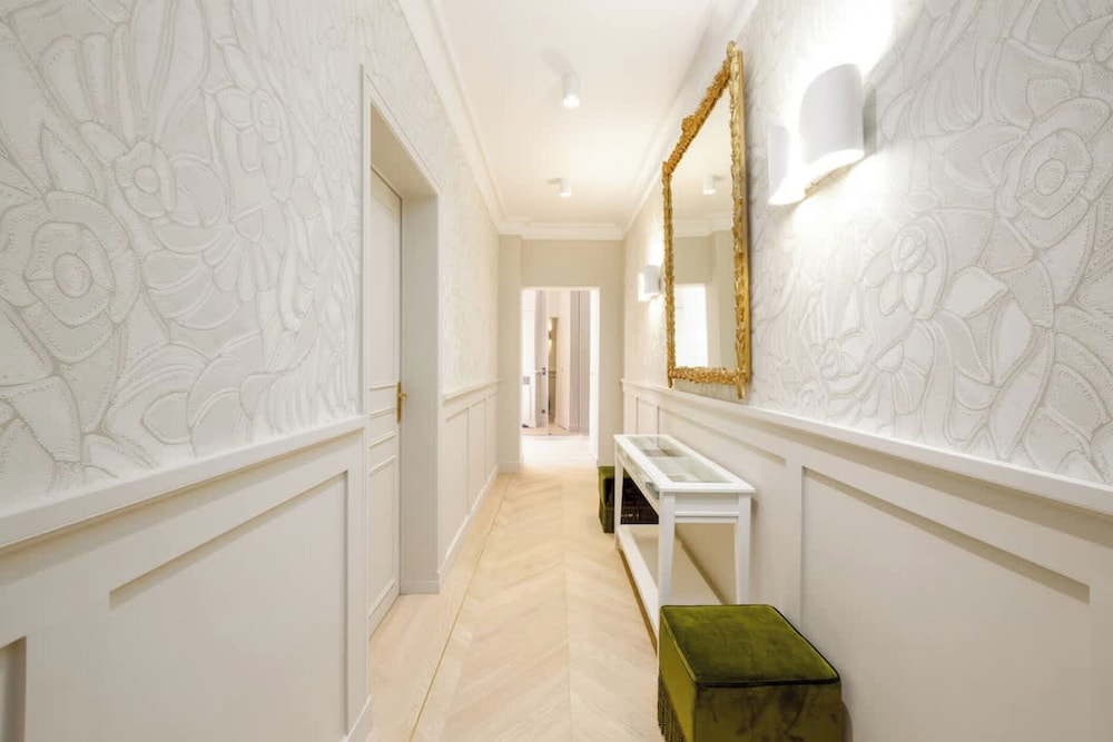 Luxury sea View 3br-2ba With Services in Deauville