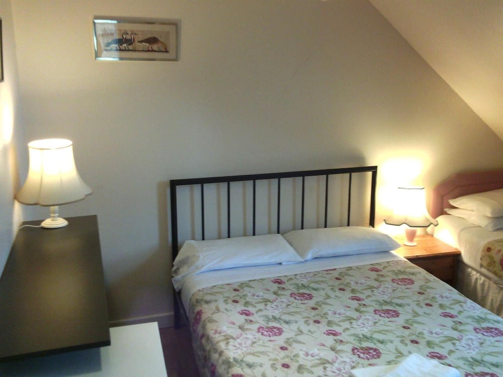 Oxford Vacations - Athena Guest House - Property Image 13