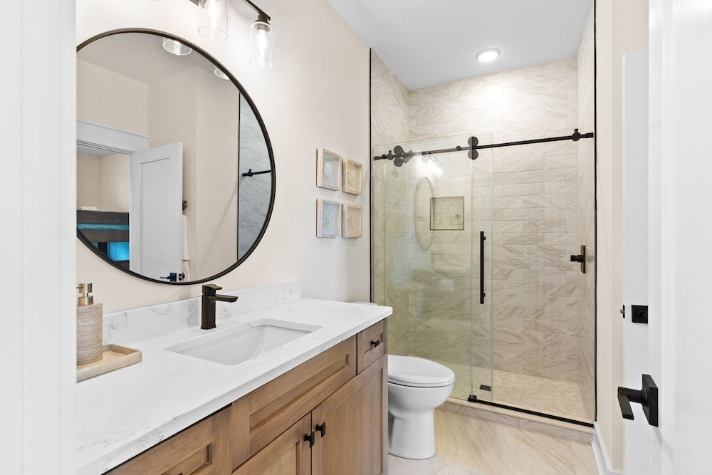 1040 Break / 1040 Ocean Blvd West 4 Bedroom Home by RedAwning