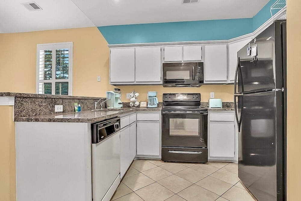 River Oaks 60n 2 Bedroom Condo