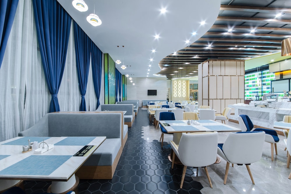 Golden Tulip Wuhan Wangjiawan