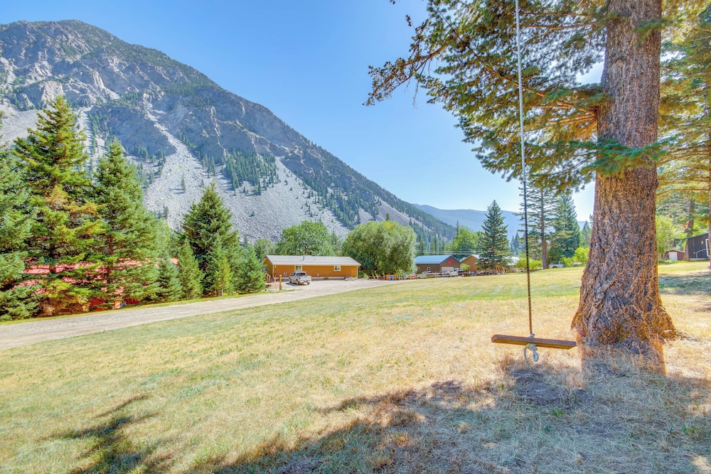 Contact Mountain Hideaway w/ Views & Porches! view 4
