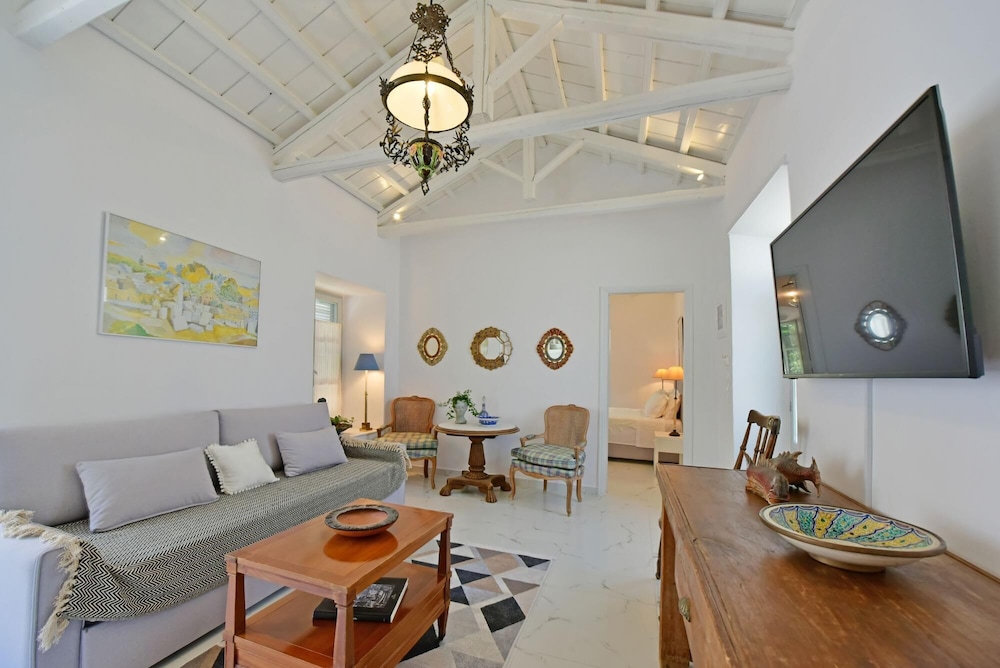 Hydra Luxury Getaway - Maria s Cozy Home photo 2