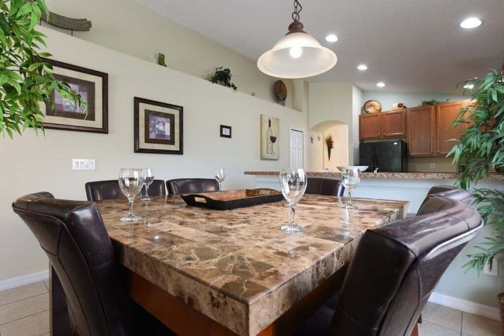 Veranda Palms 4br Villa: Pool, Spa & Game Room 4 Bedroom Villa