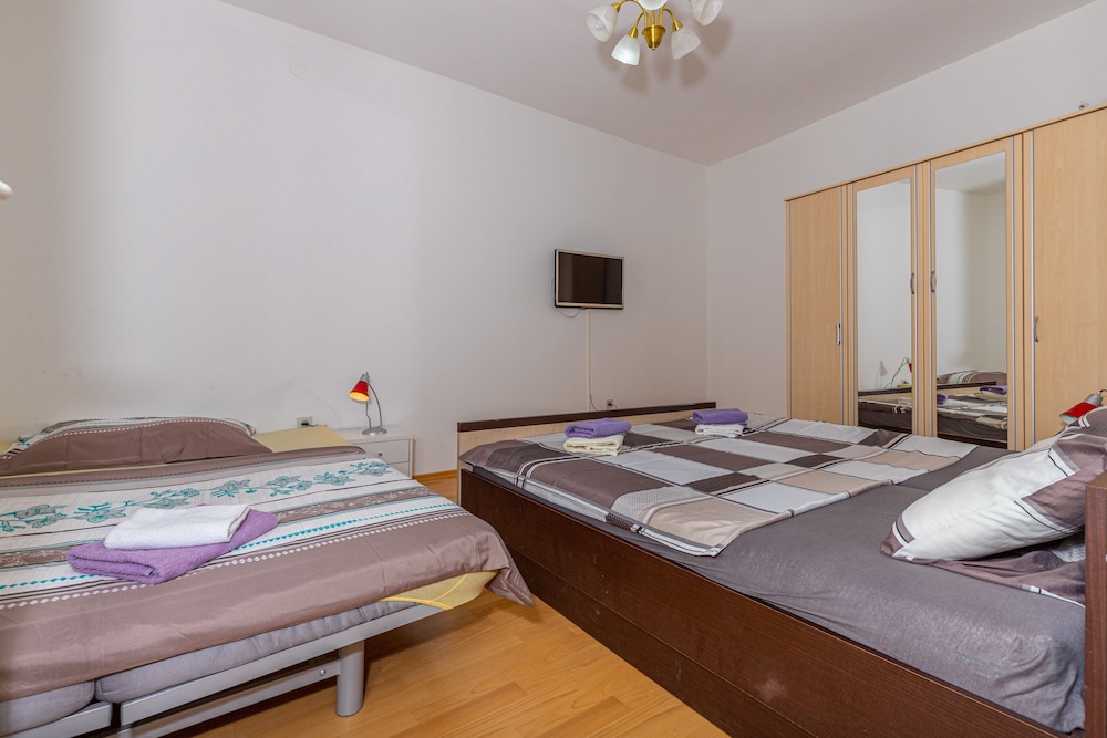 Photo 54