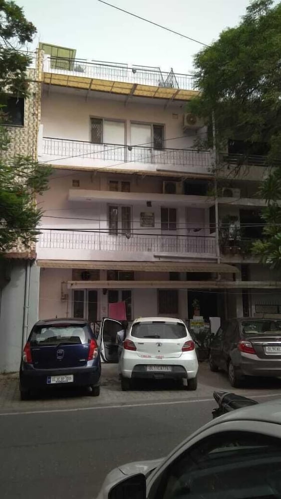 Photo 10