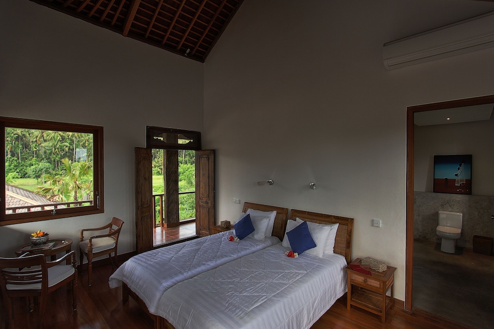 Nusa Indah Villa view 2