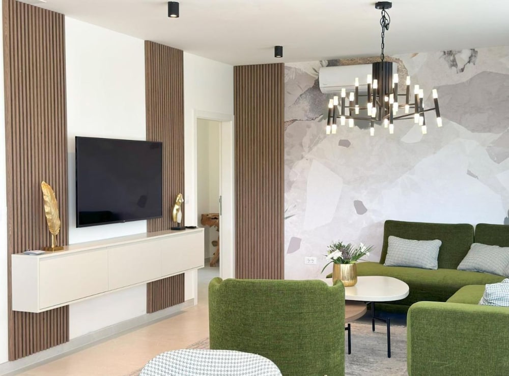 Leonarda Waterfront Residences