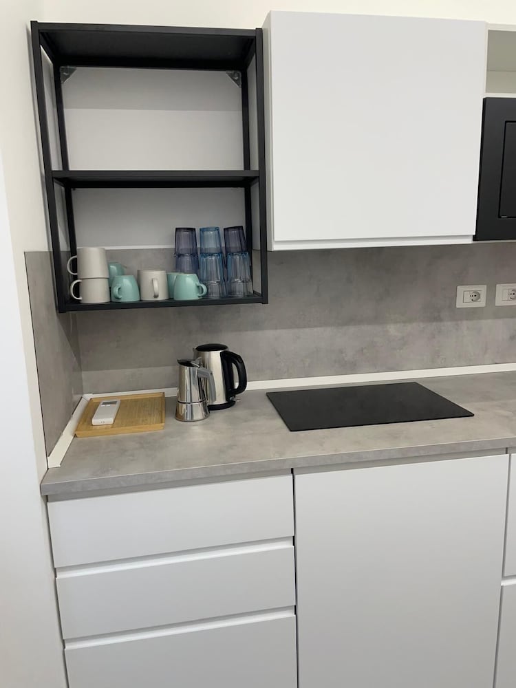 Domus Suites