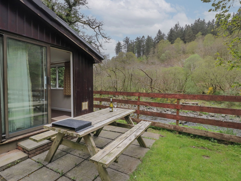 Dogwood Timber Lodge