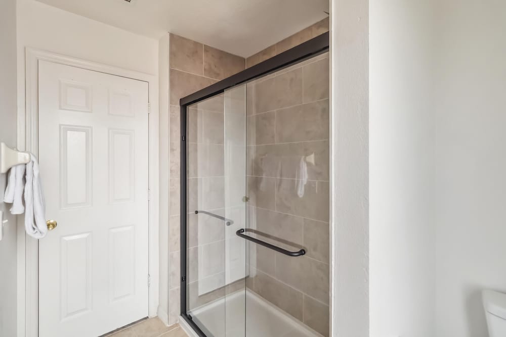 5/3 Private Pool House Near all Famous Attractions!!!