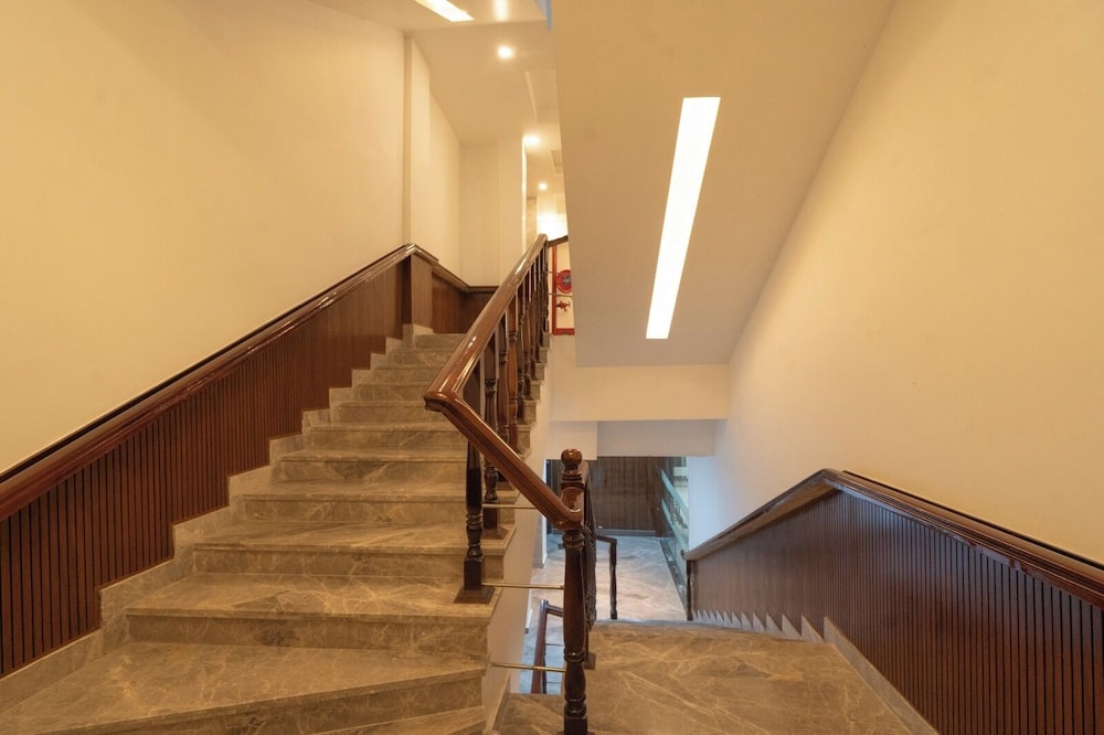 Gajraula Sukhdev Dhaba & Resort