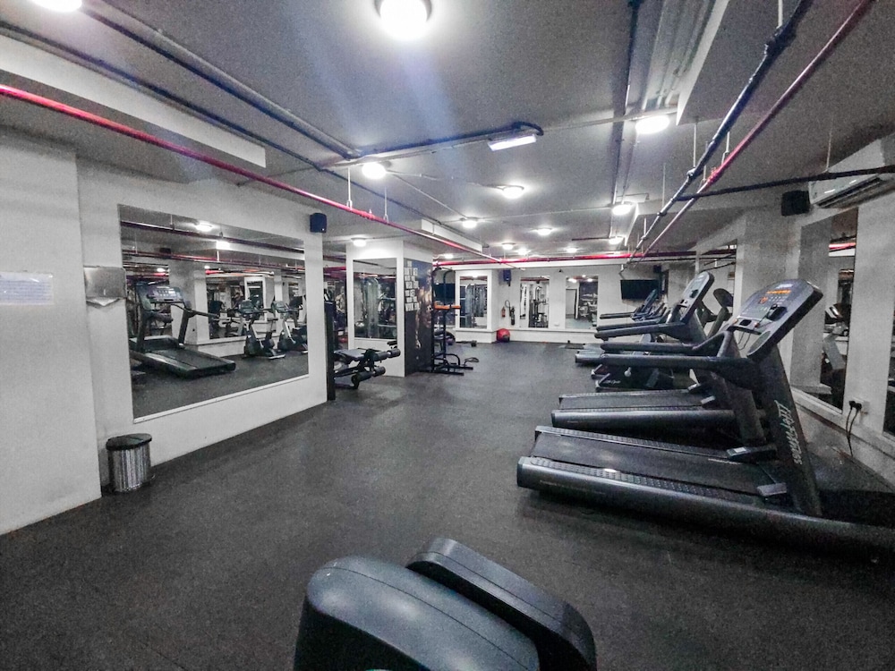 Easygo- Spacious 1bdr Bay Square Busbay