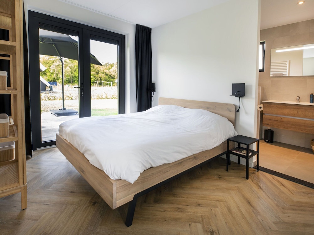 Beautiful Villa on the Water in Friesland view 5