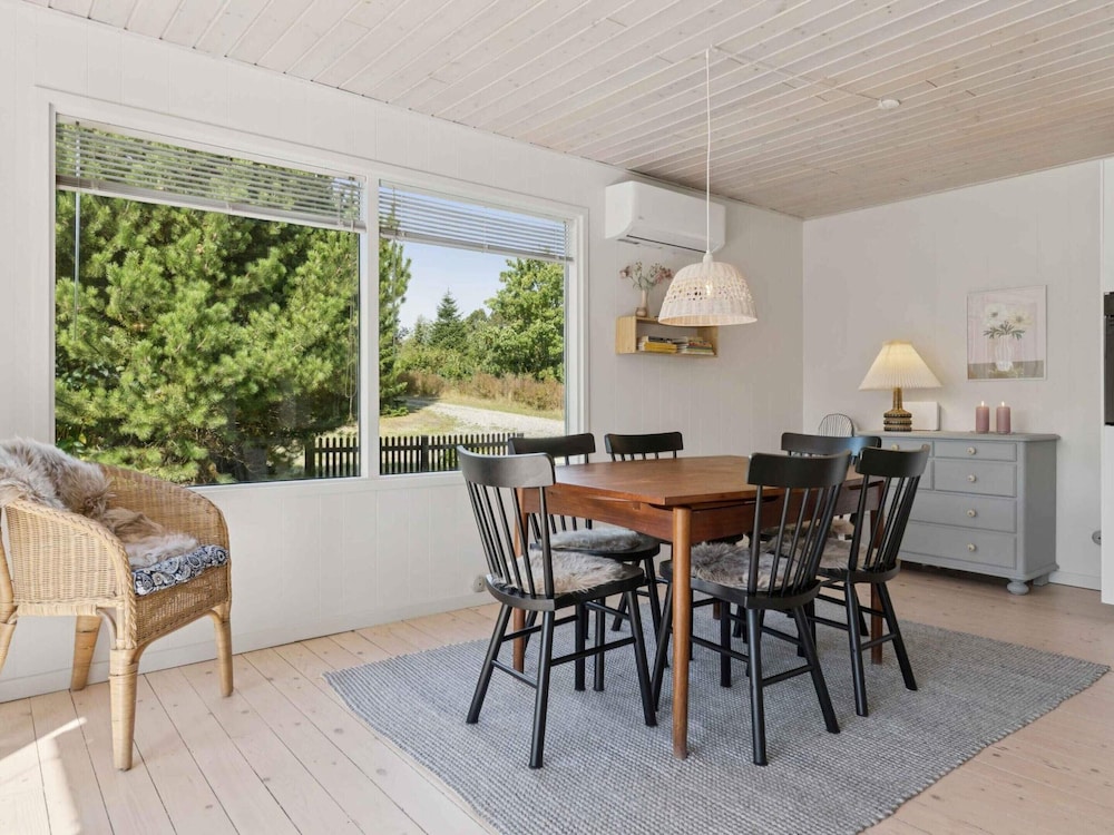 4 Star Holiday Home in Hals