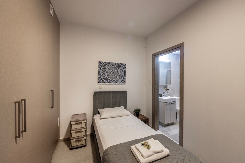 Ayia Napa Luxury Seaside Villa Ionion H15
