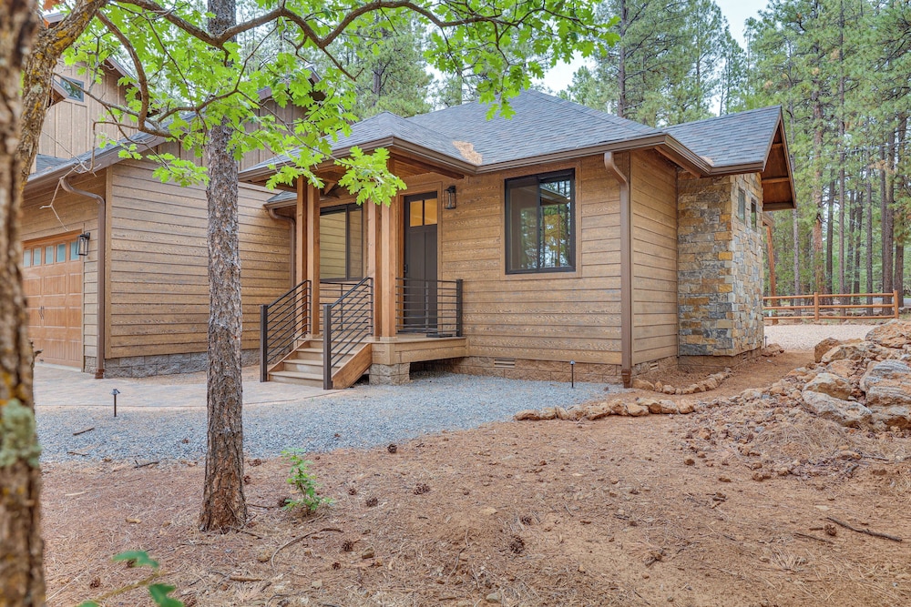 Contemporary & Cozy! Pinetop Country Club Casita