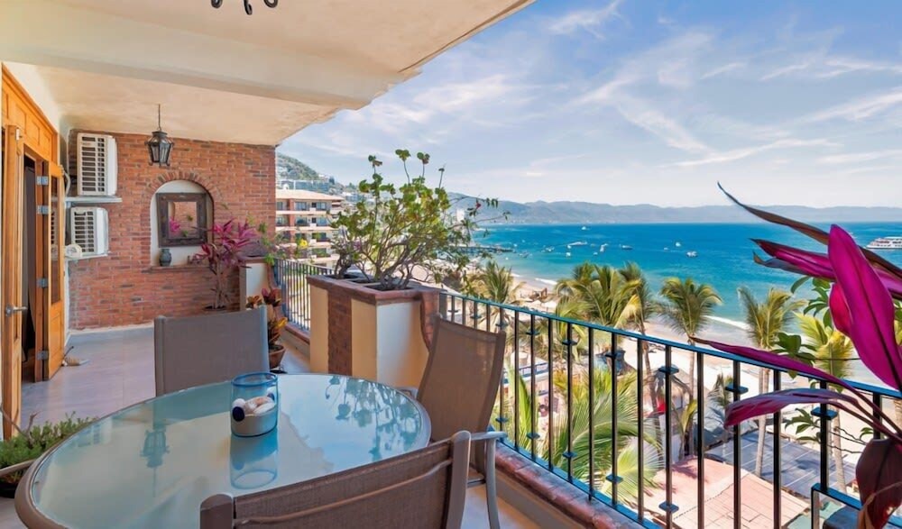 Ocean View 2Br Condo-balcony-beach-pool - 603