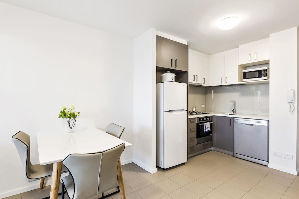 Poplar Sanctuary Apartments