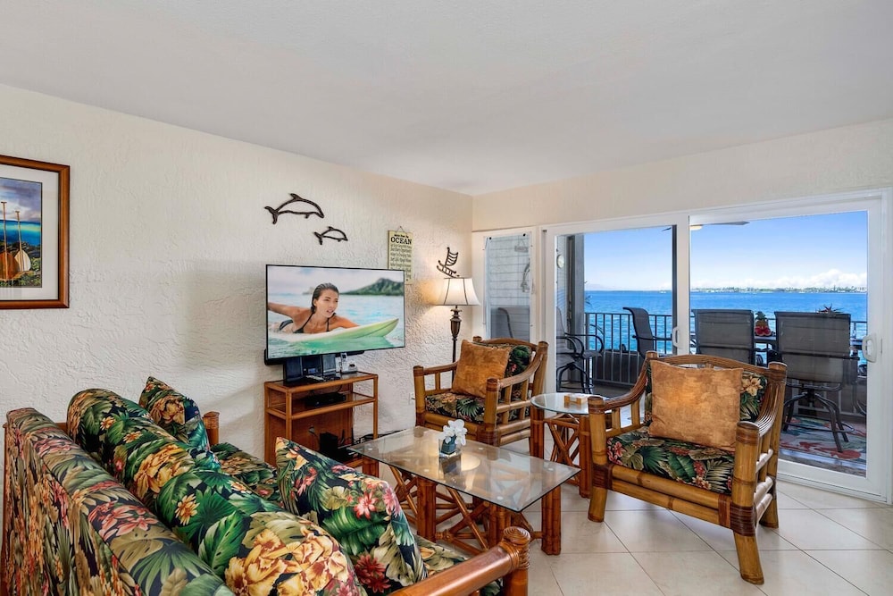 Ocean Front - Fantastic Ocean Views - Completely Upgraded - Vrkcv