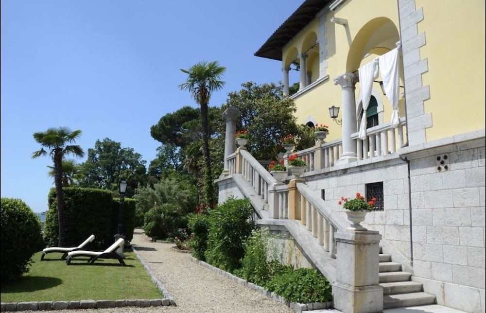 Villa Magnolia view 5
