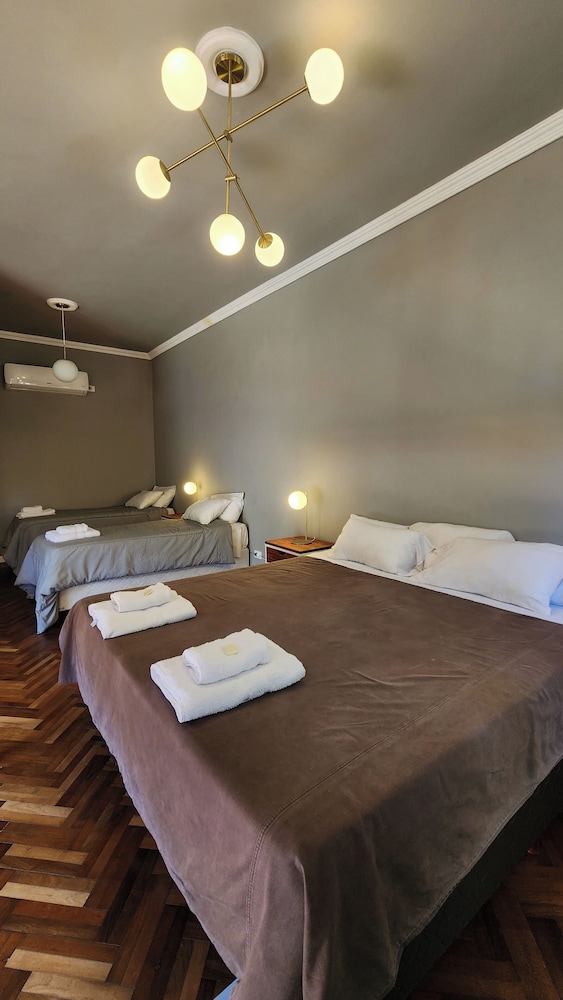 El Cerquero, Guest House