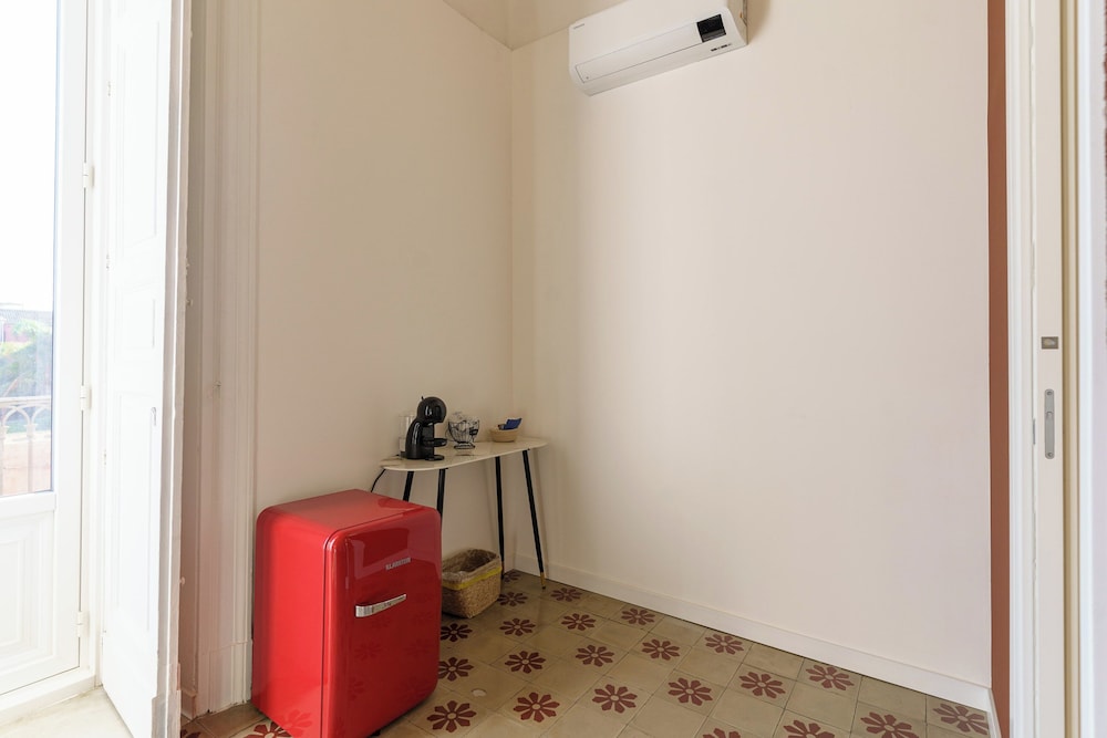 KleoSuites