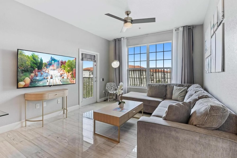 Vista Cay Swanky