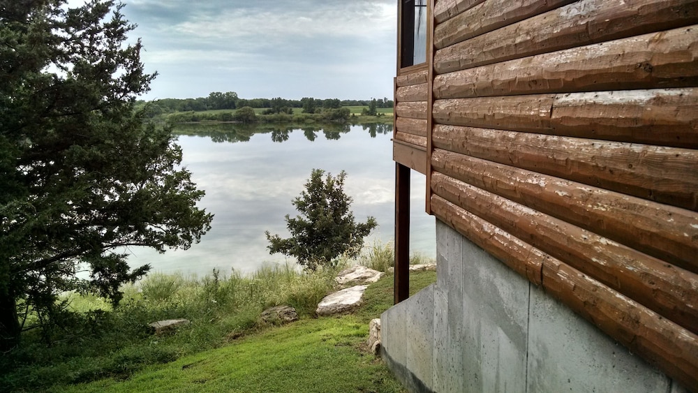 Acorns Resort
