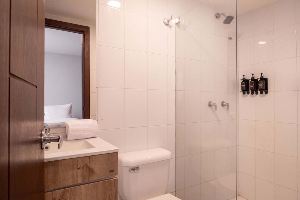 w Glorious 2BR w AC in Cartagena