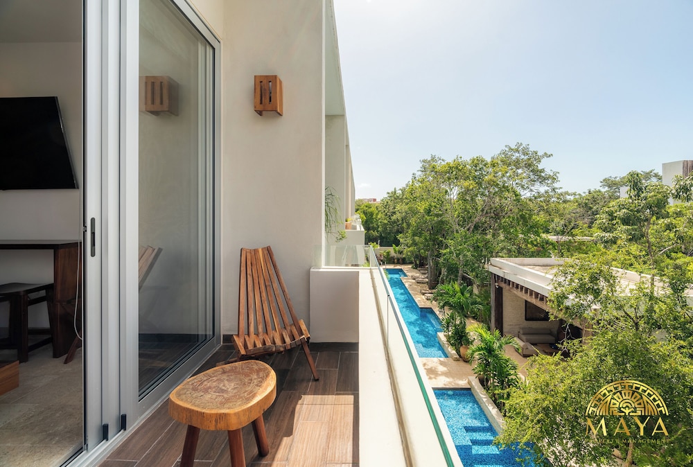NHOA 303B 1BR Condo Pool View Aldea Zama