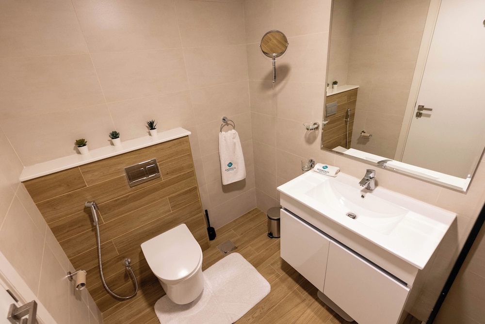 Bloomfields Iconic 2BR Duplex Apartment