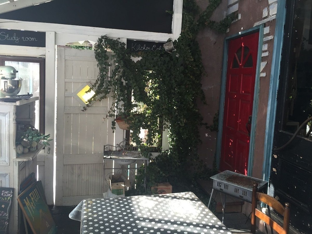 Auberge Booz Annex
