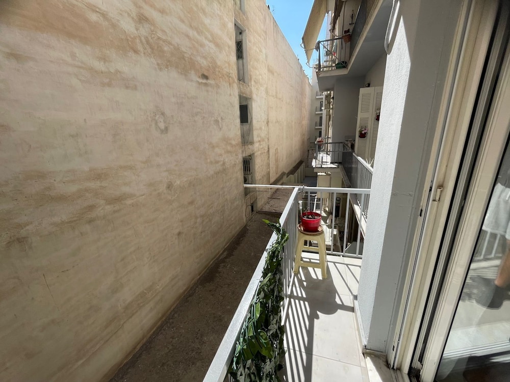 Minimal Central 2BR