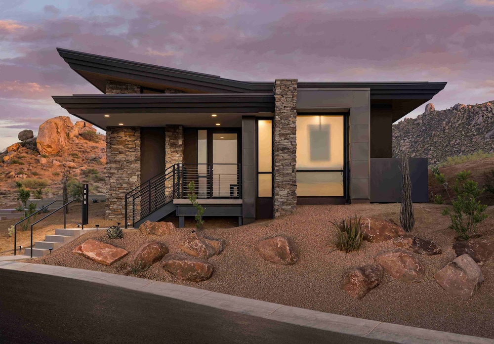 Mountain House Lodge at Sereno Canyon