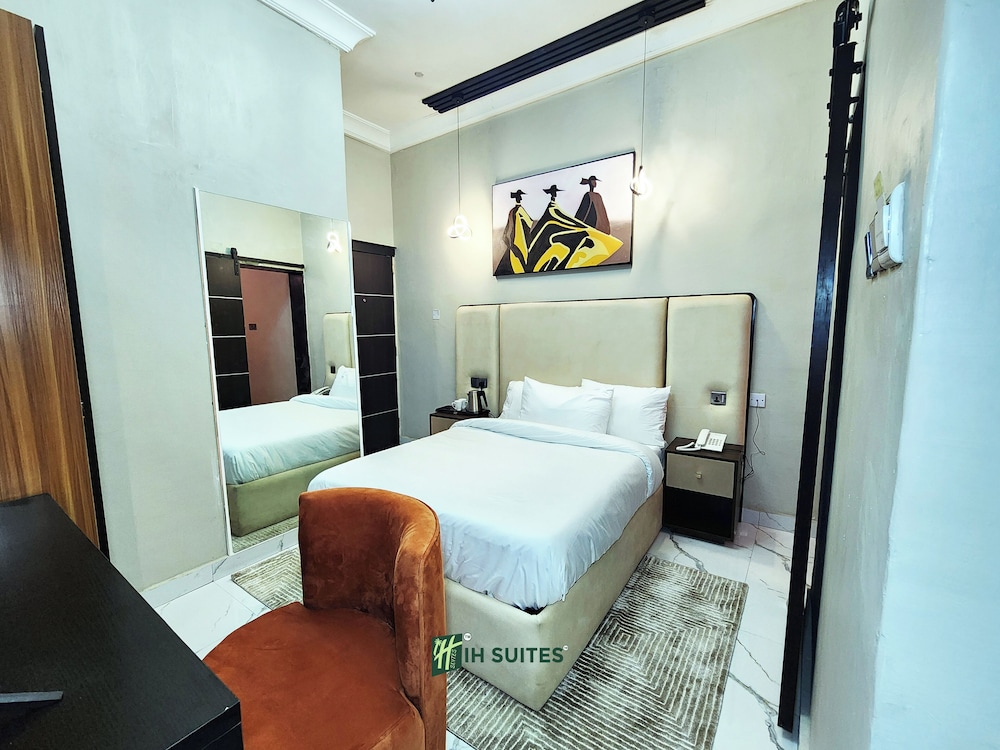 Ihsuites