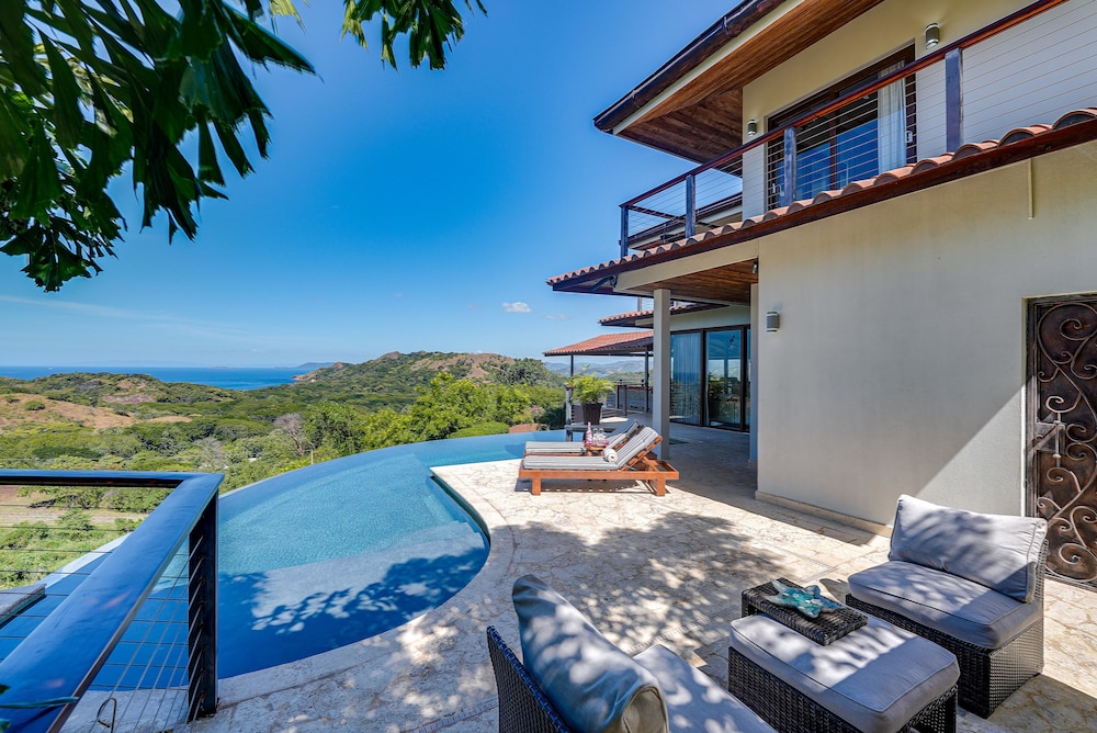 Luxury Home w/ Views & Infinity Pool: Near Beach!