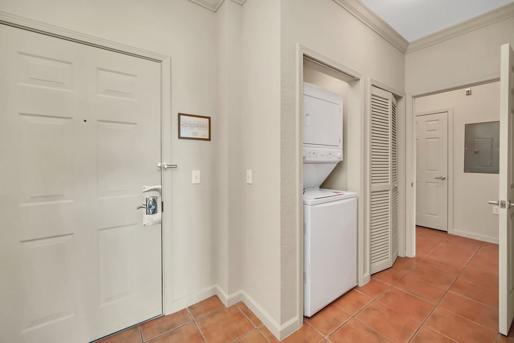 Family-friendly Condo With Pool, Hot Tub & Sauna