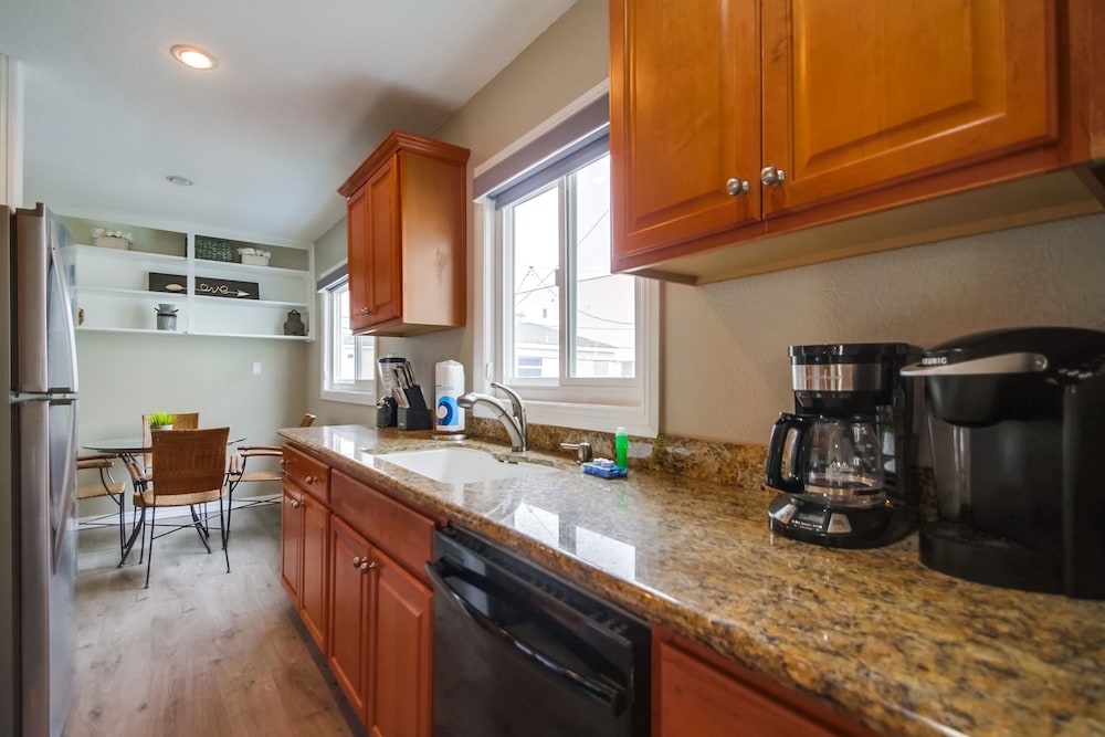 Casa Azul 5 Bedroom Apts - Image 5