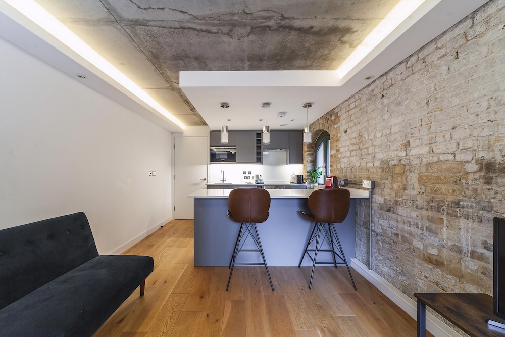 Industrial-chic Flat Near Tower Bridge
