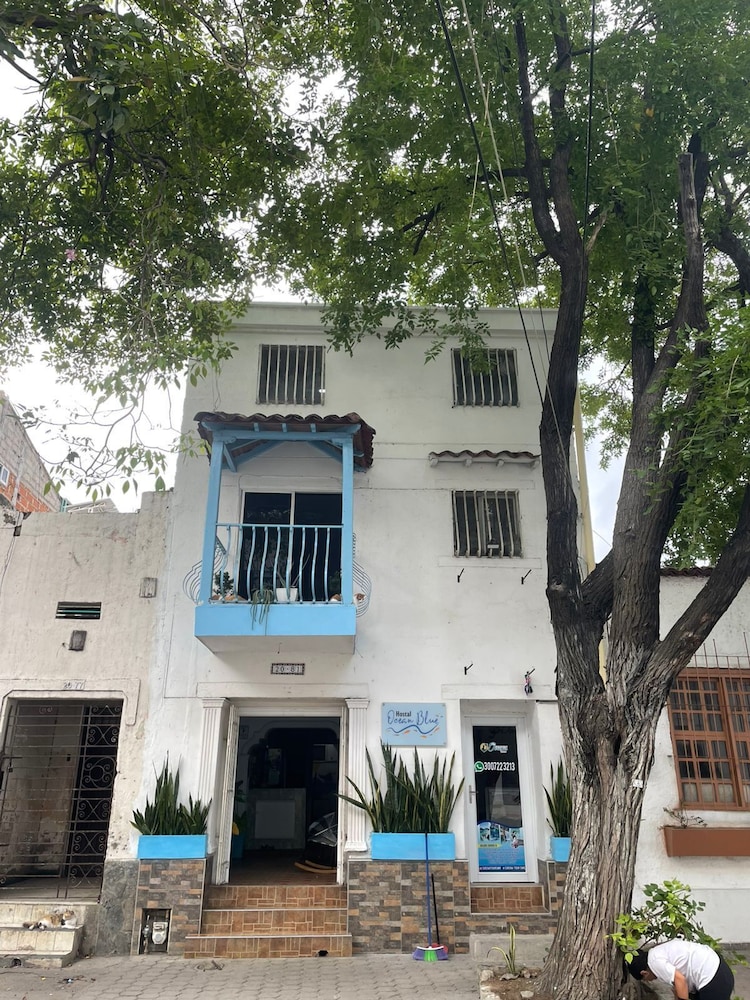 HOSTAL OCEAN BLUE